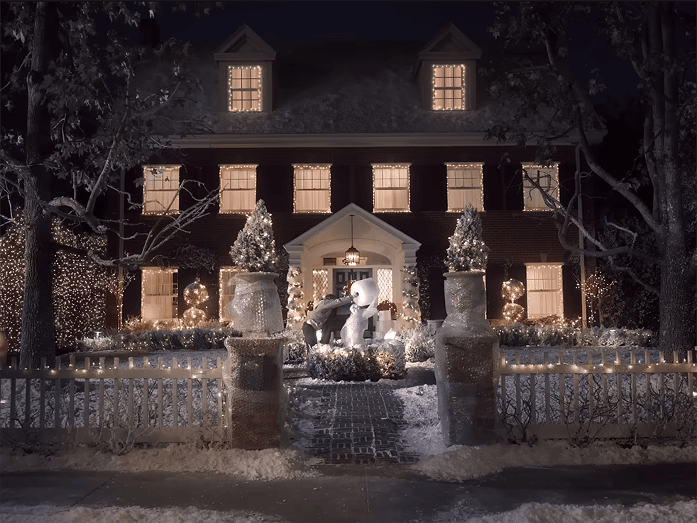 Un remake de « Maman j&rsquo;ai raté l&rsquo;avion » pour une société d&rsquo;accompagnement des seniors